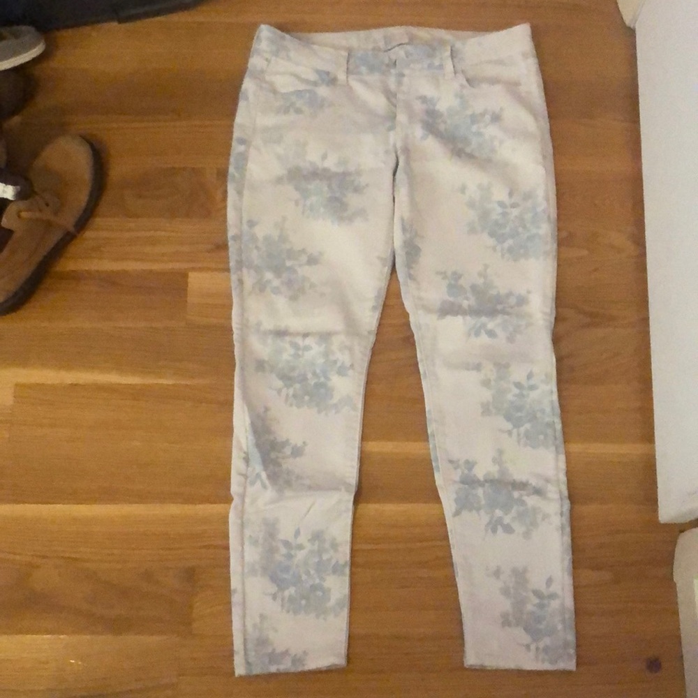 👖2 for $30 American Eagle Jeans